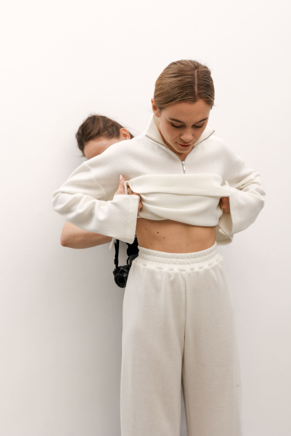 Вʼязані вовняні штани