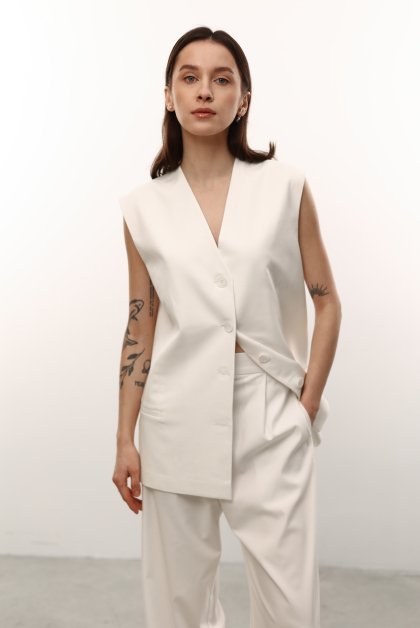 Жилет подовжений костюмного типу