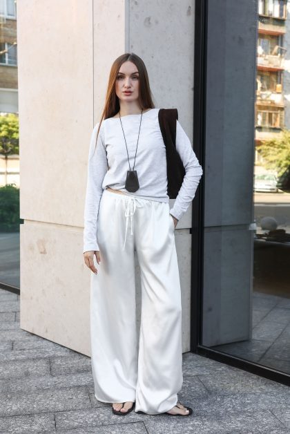 Атласні штани кльош